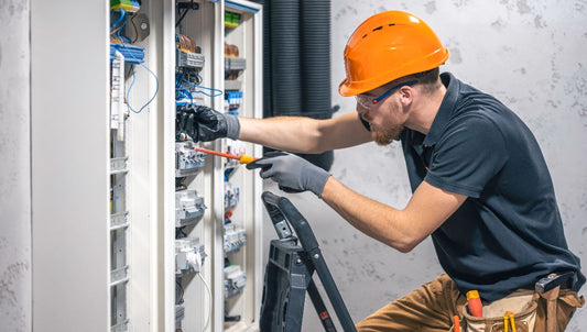 Installing the Right Circuit Breaker Mounting Hardware Kit