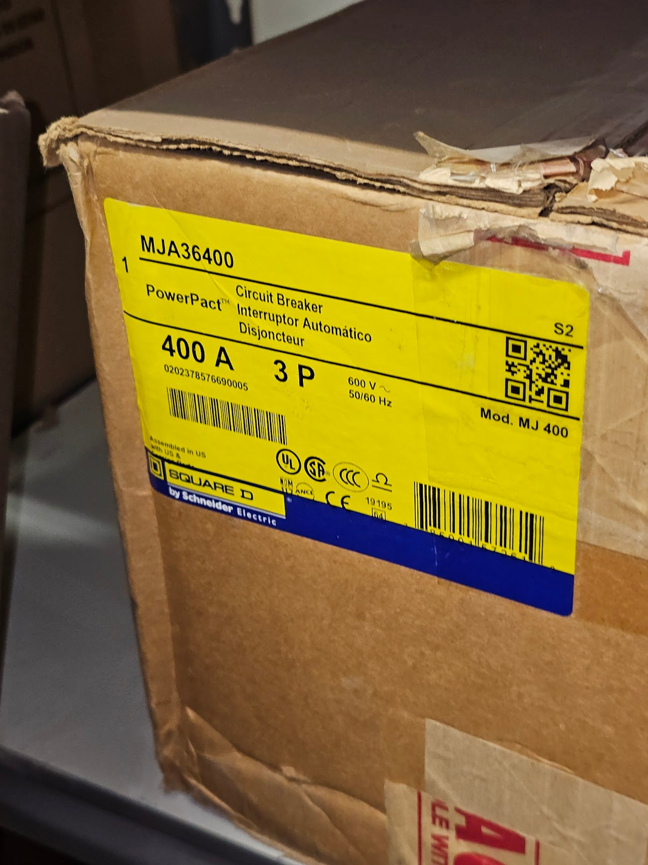 MJA36400 - 400 Amp Circuit Breaker